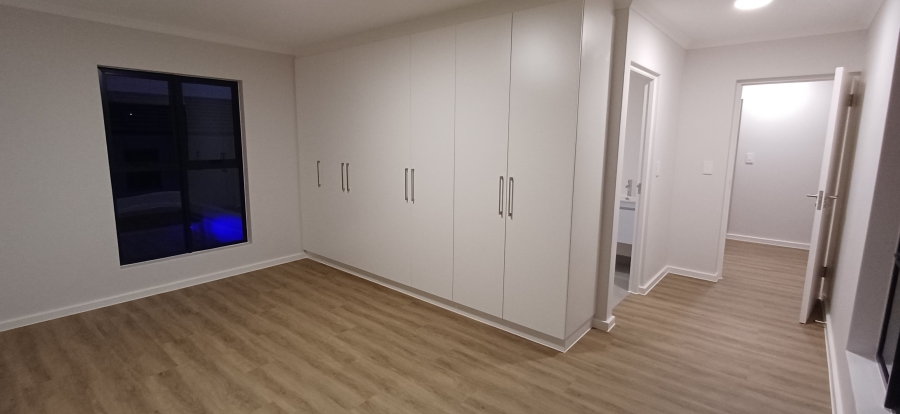 To Let 3 Bedroom Property for Rent in Jakarandas Western Cape